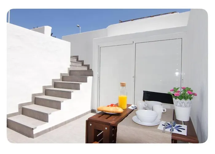 Charming 5 Min Walking From * Tías